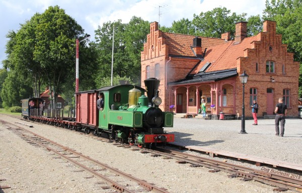 Lessebo med tåg för första gången på Taxinge-Näsby station